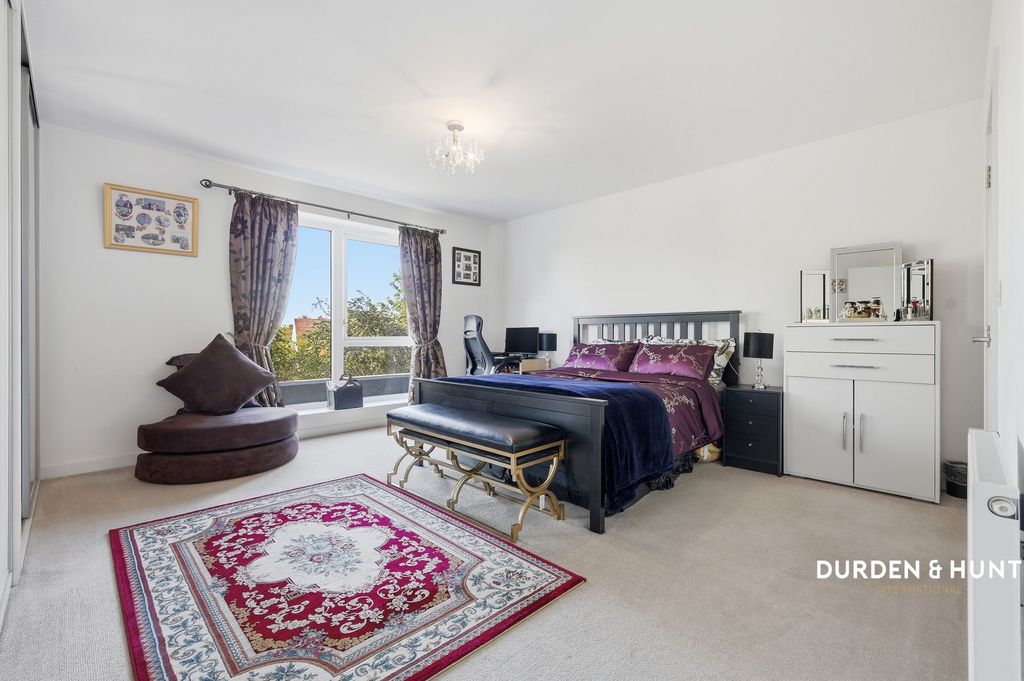Additional image 11 of 3 bed flat for saleSt. Clements Avenue, Romford RM3