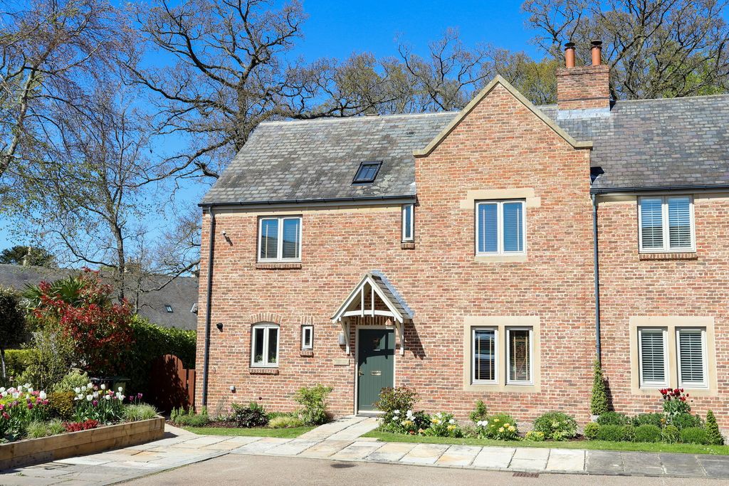 4 bed end terrace house for saleWoodland Cottage, Farm Court, Hartford Hall Estate NE22
