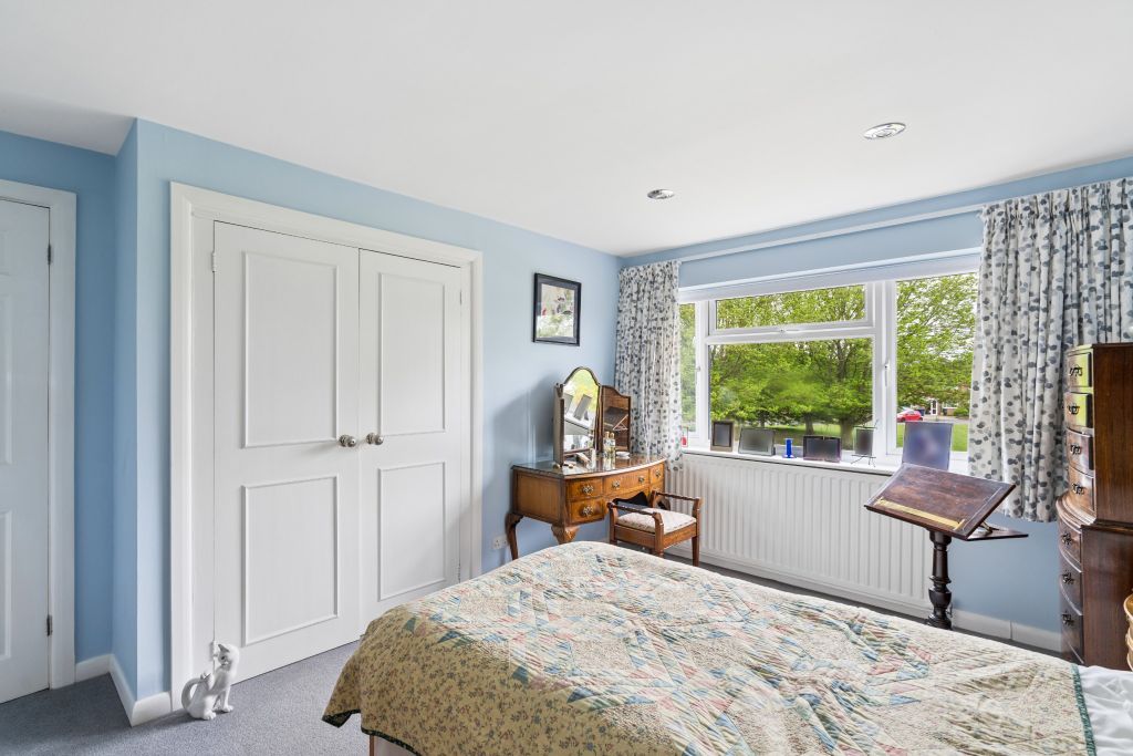 Additional image 8 of 3 bed detached house for saleHighfield Close, Amersham HP6