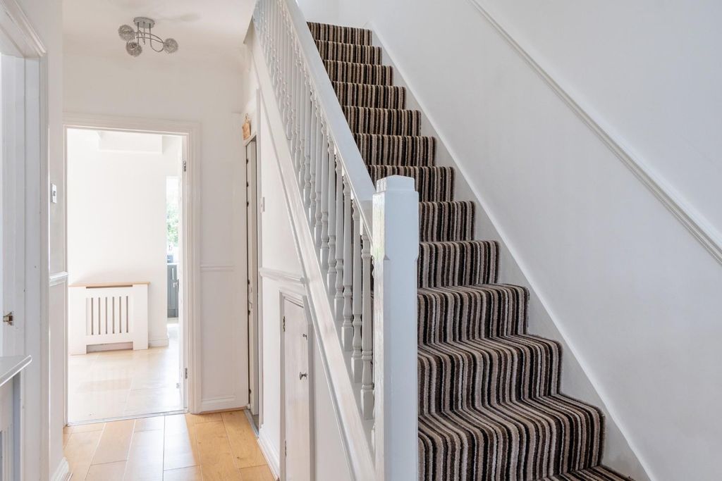 Additional image 8 of 5 bed semi-detached house for saleBloomfield Drive, Bath BA2