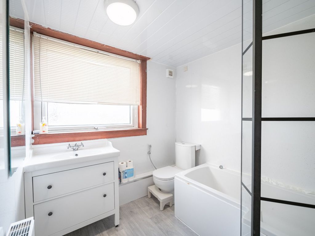 Additional image 11 of 2 bed flat for sale24/3 Calder View, Edinburgh EH11