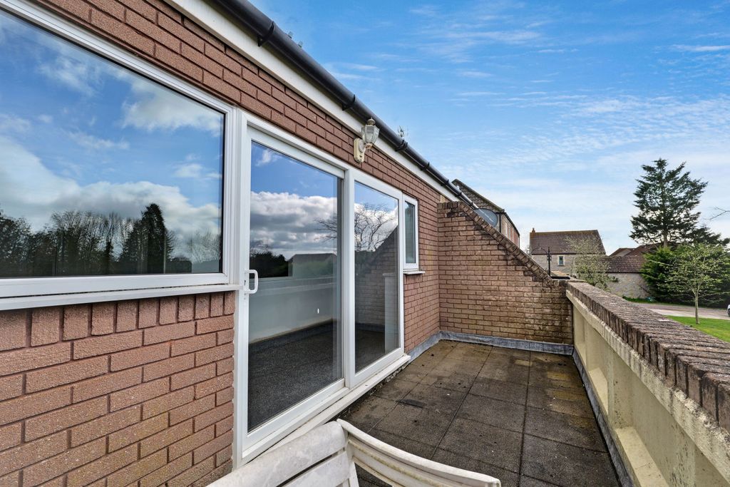 Additional image 8 of 2 bed flat for salePrestleigh Road, Evercreech, Shepton Mallet, Somerset BA4