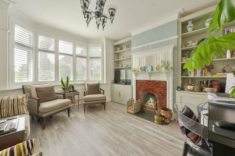 Greenford Avenue, Hanwell, London W7