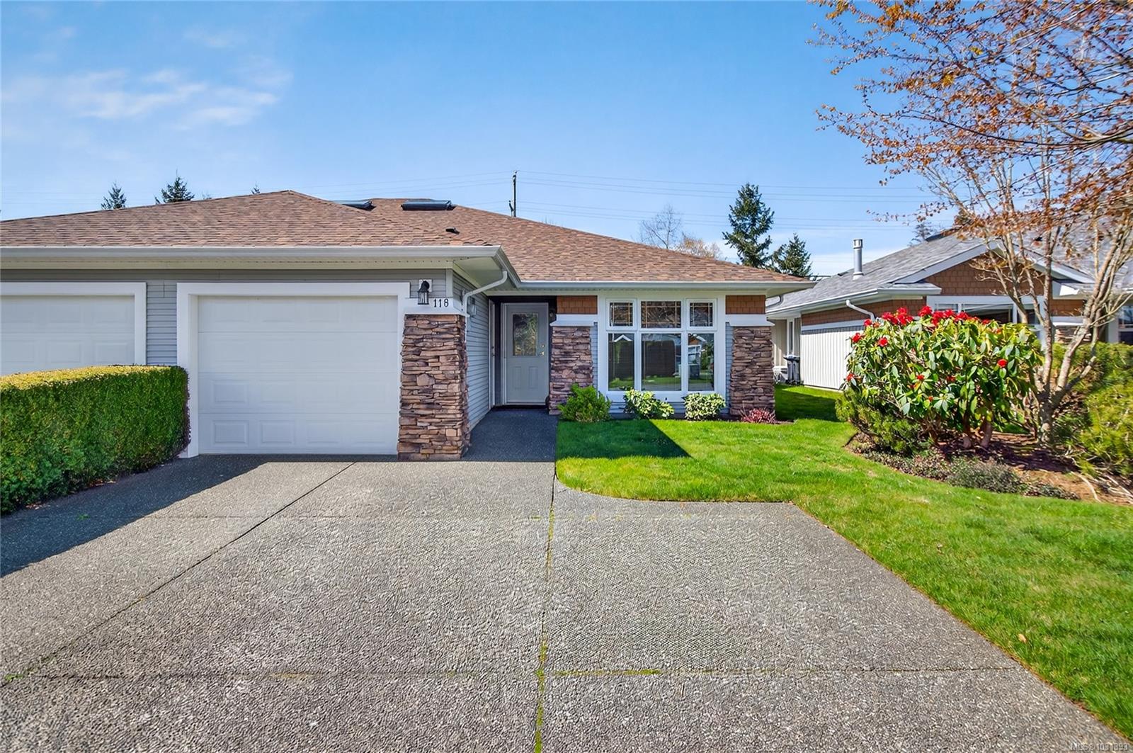 118-1919 St. Andrews Place, Courtenay, BC, V9N 9J4