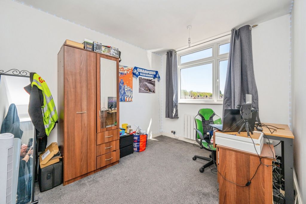 Additional image 14 of 3 bed flat for saleBrowns Lane, Dordon, Tamworth, Warwickshire B78