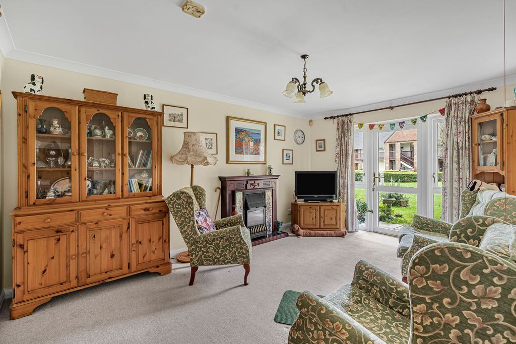 Additional image 2 of 2 bed flat for saleAdams Way, Alton, Hampshire GU34