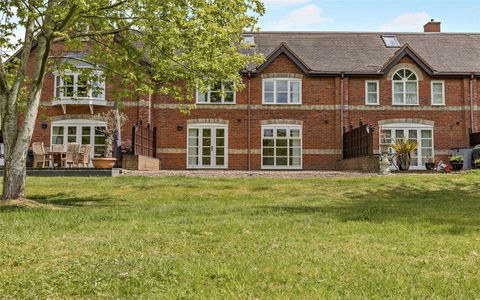 Kirby Road, Trowse, Norwich, Norfolk NR14