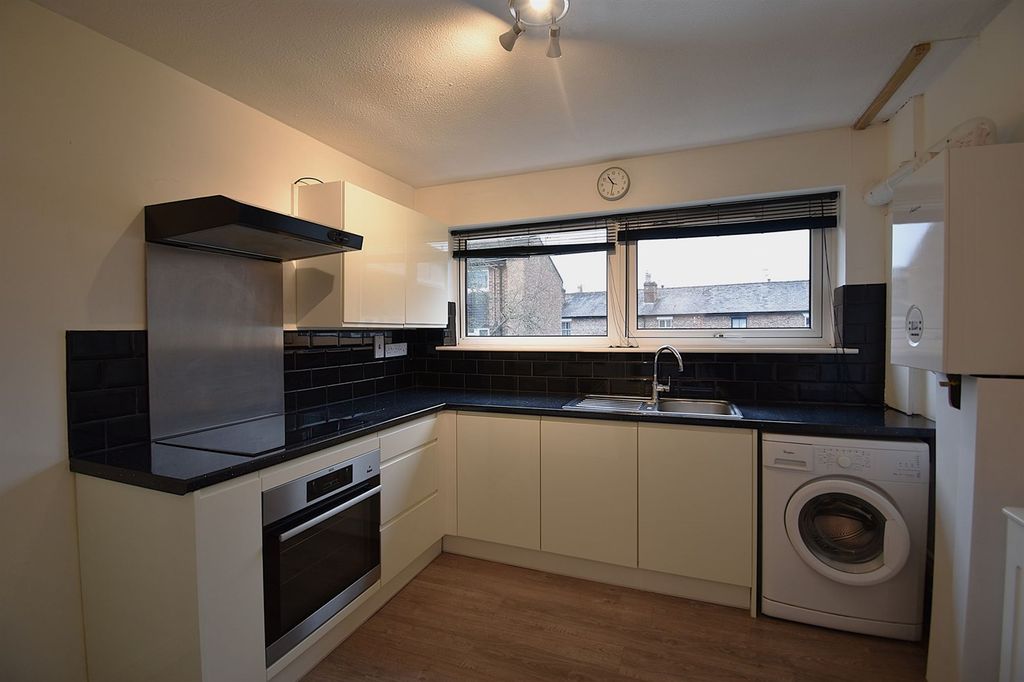 Additional image 3 of 2 bed flat for saleMassey Street, Alderley Edge SK9