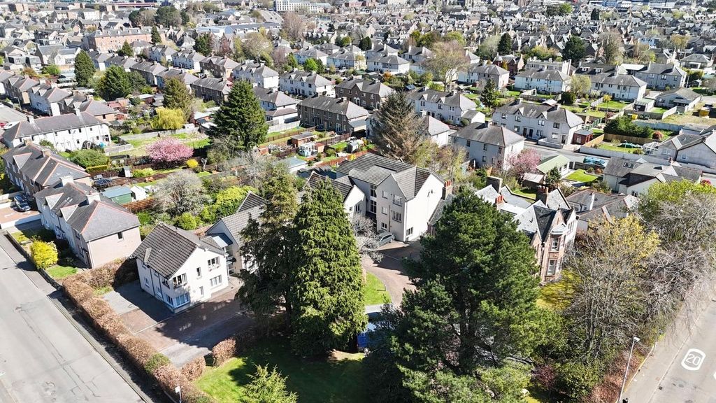 Additional image 13 of 2 bed flat for sale84c Fairfield Road, Inverness IV3