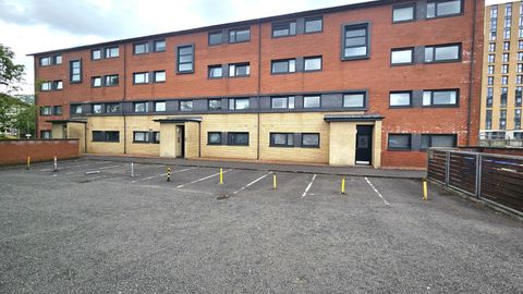 Couper Street, Glasgow G4