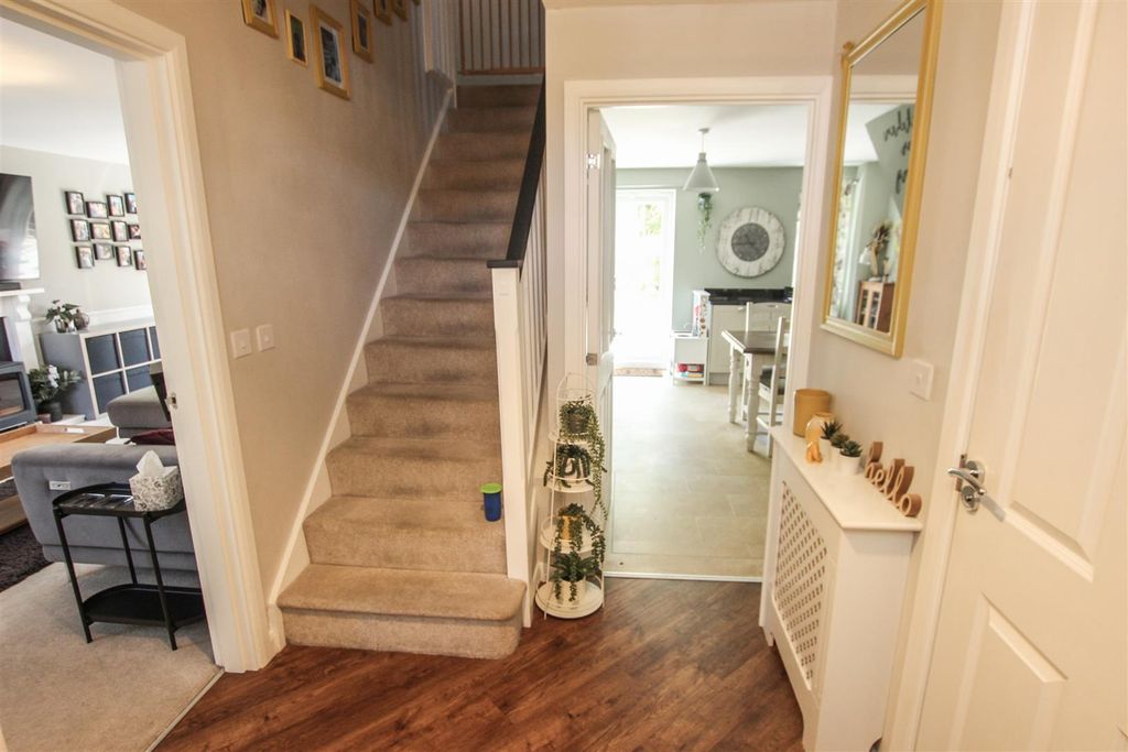 Additional image 6 of 4 bed detached house for saleButtermere Crescent, Lakeside, Doncaster DN4