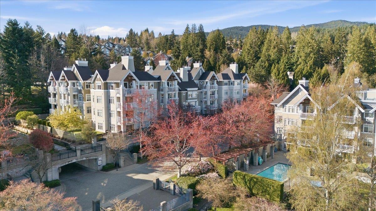 212-1428 Parkway Boulevard, Coquitlam, BC, V3E 3L8