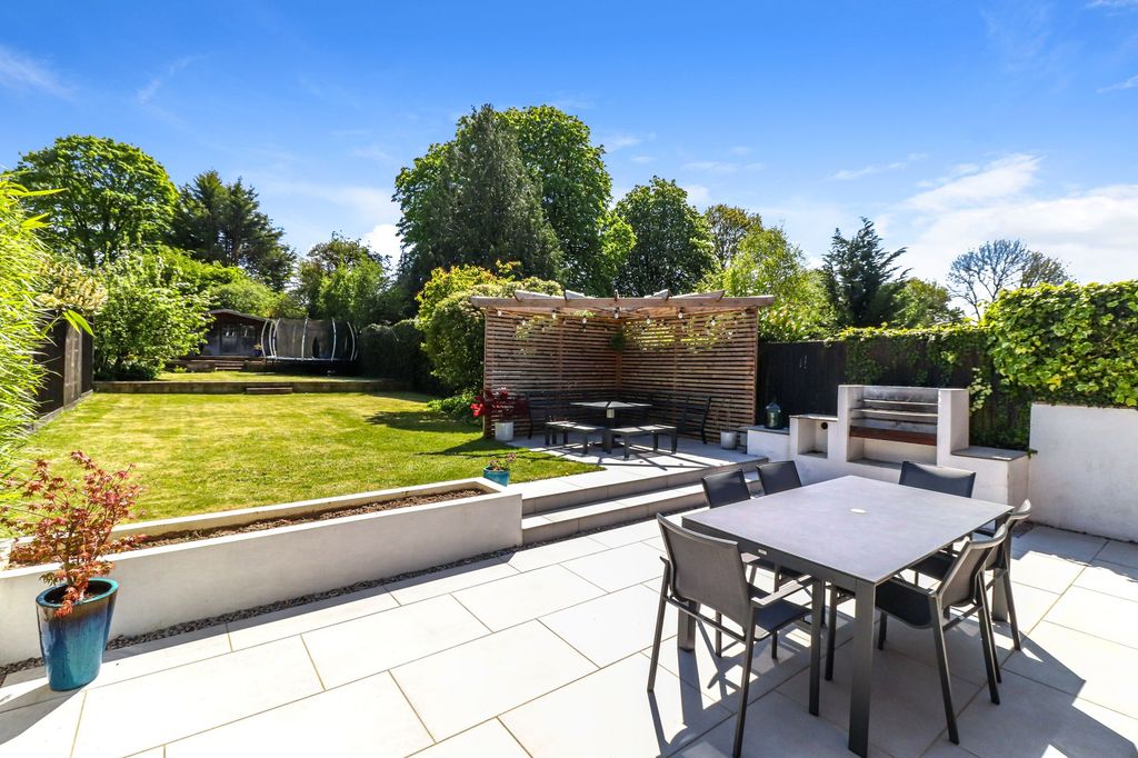 Additional image 23 of 5 bed property for saleAbbots Road, Abbots Langley WD5