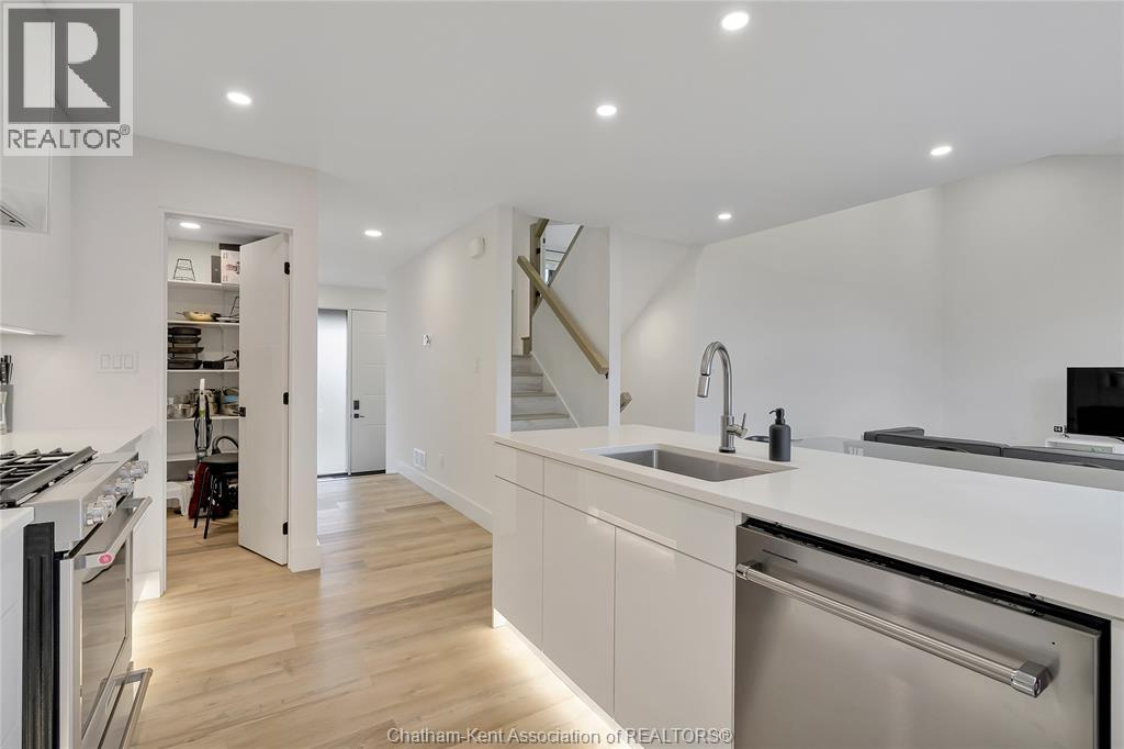 Additional image 4 of 15 Churchill Park Road, Chatham, ON, N7M6M2