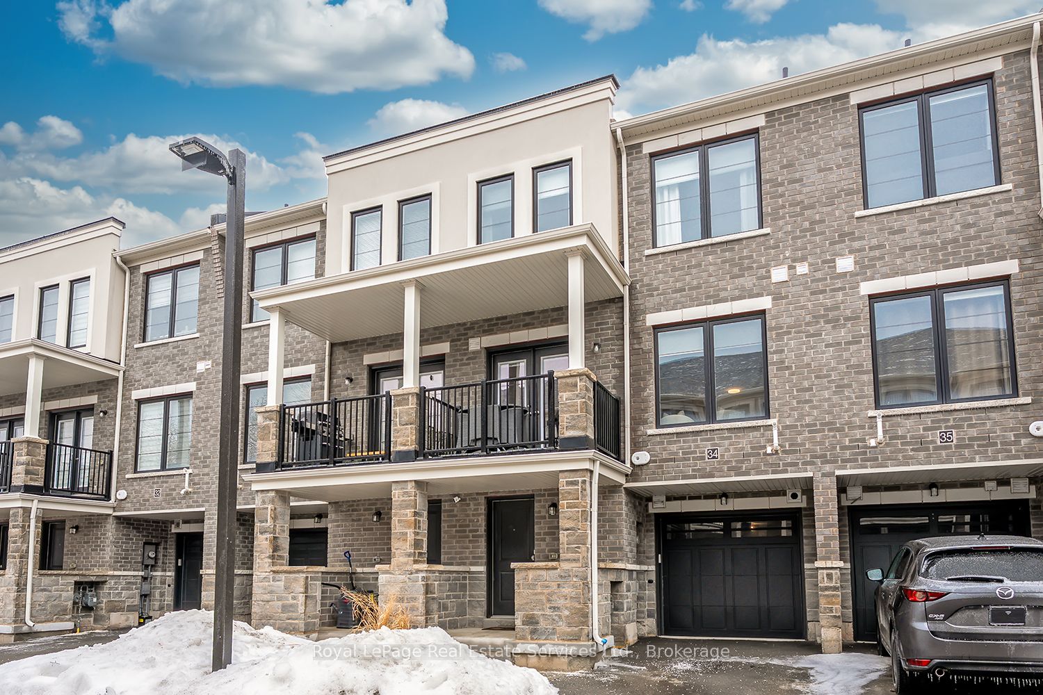 34-383 Dundas Street E, Hamilton, ON, L8B 1X6