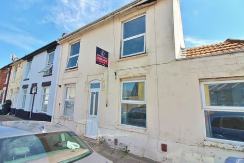 Clarkes Road, Fratton, Portsmouth, Hampshire PO1
