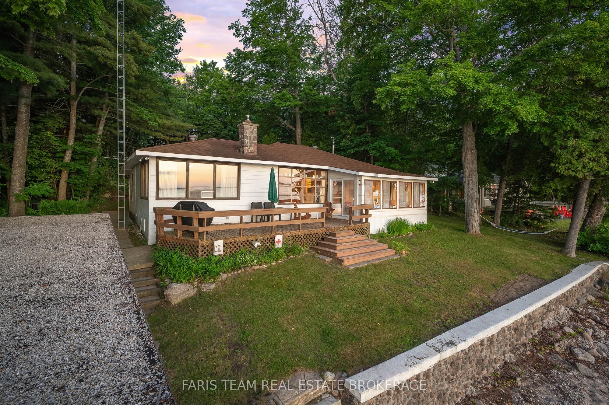 1697 Champlain Road, Tiny, ON, L9M 0E3