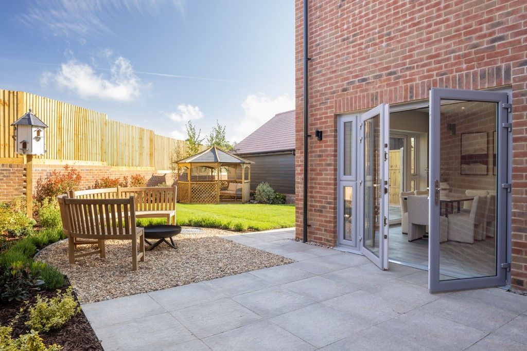 Additional image 13 of 4 bed detached house for sale"Rowan" at Worting Park Avenue, Off Worting Road, Basingstoke RG23