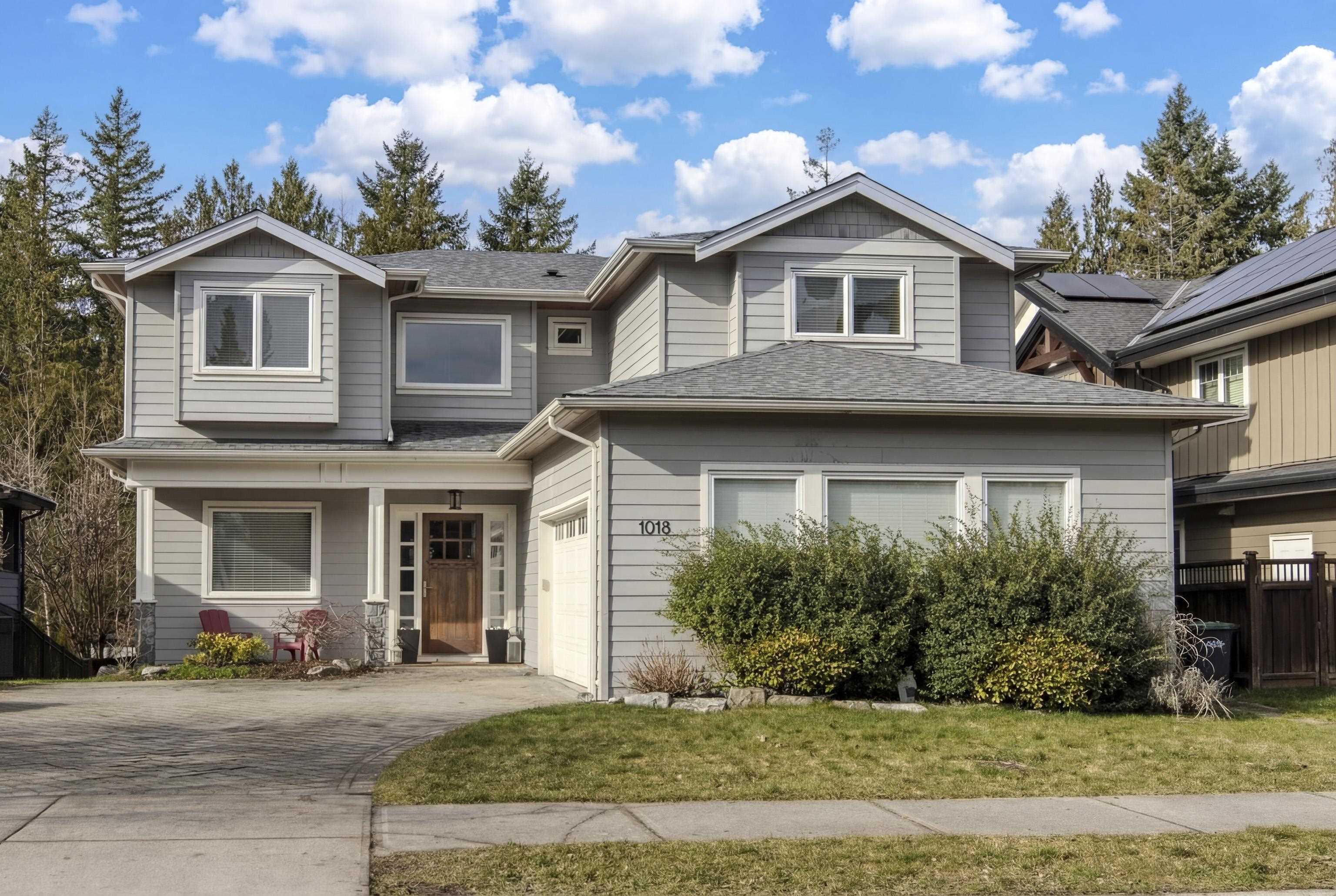 1018 Jay Crescent, Squamish, BC, V8B 0P2