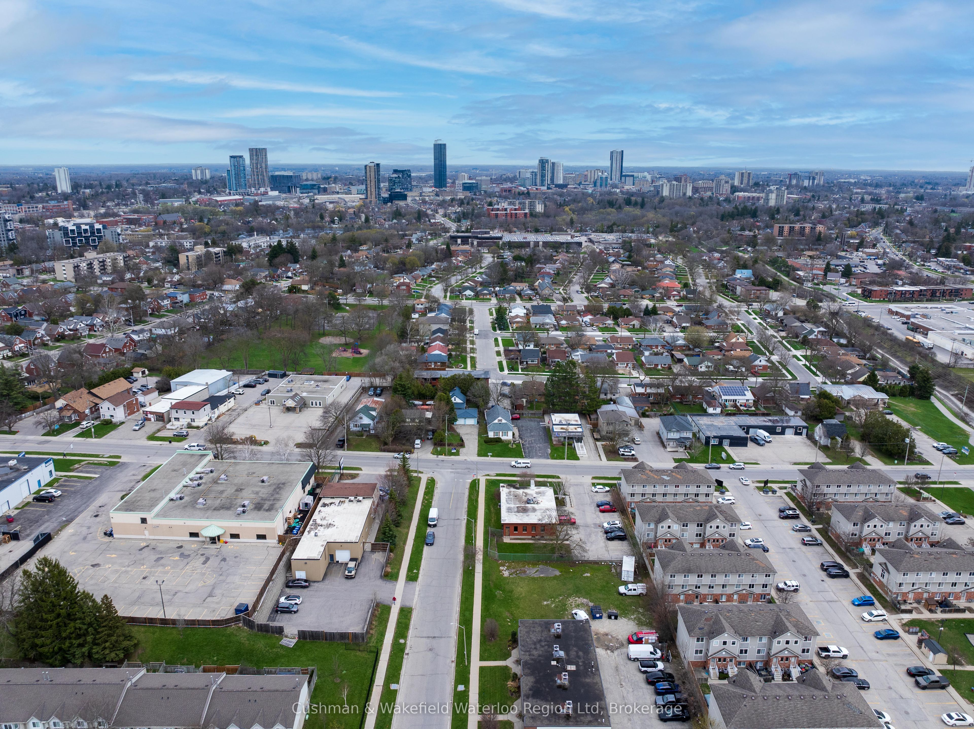 Additional image 4 of 284 Lawrence Avenue, Kitchener, ON, N2M 1Y4