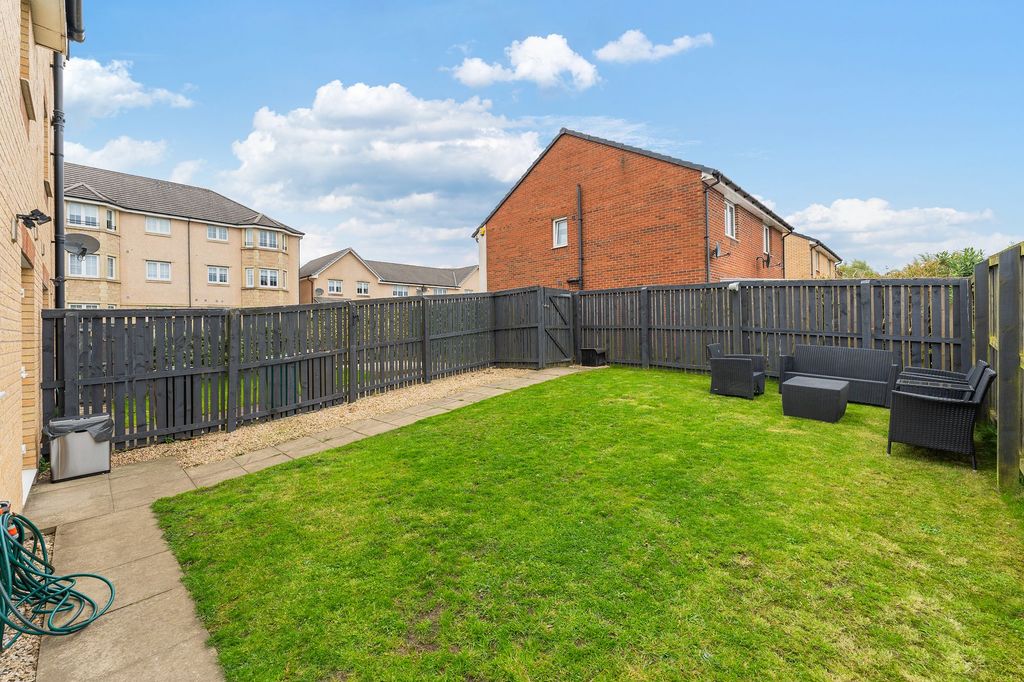 Additional image 28 of 4 bed town house for saleGisborne Drive, Airdrie ML6