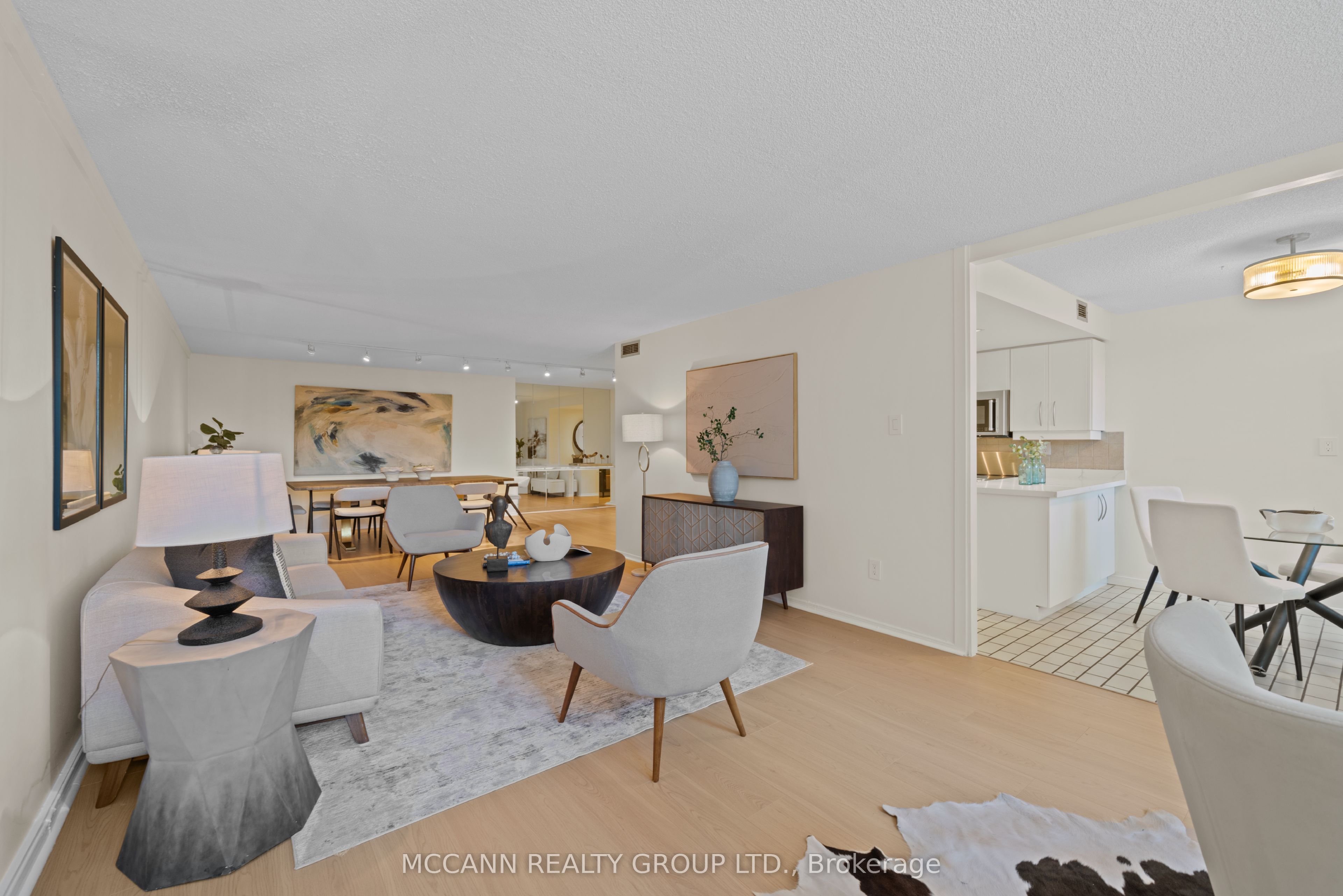 Additional image 4 of 301-360 Bloor Street E, Toronto, ON, M4W 3M3