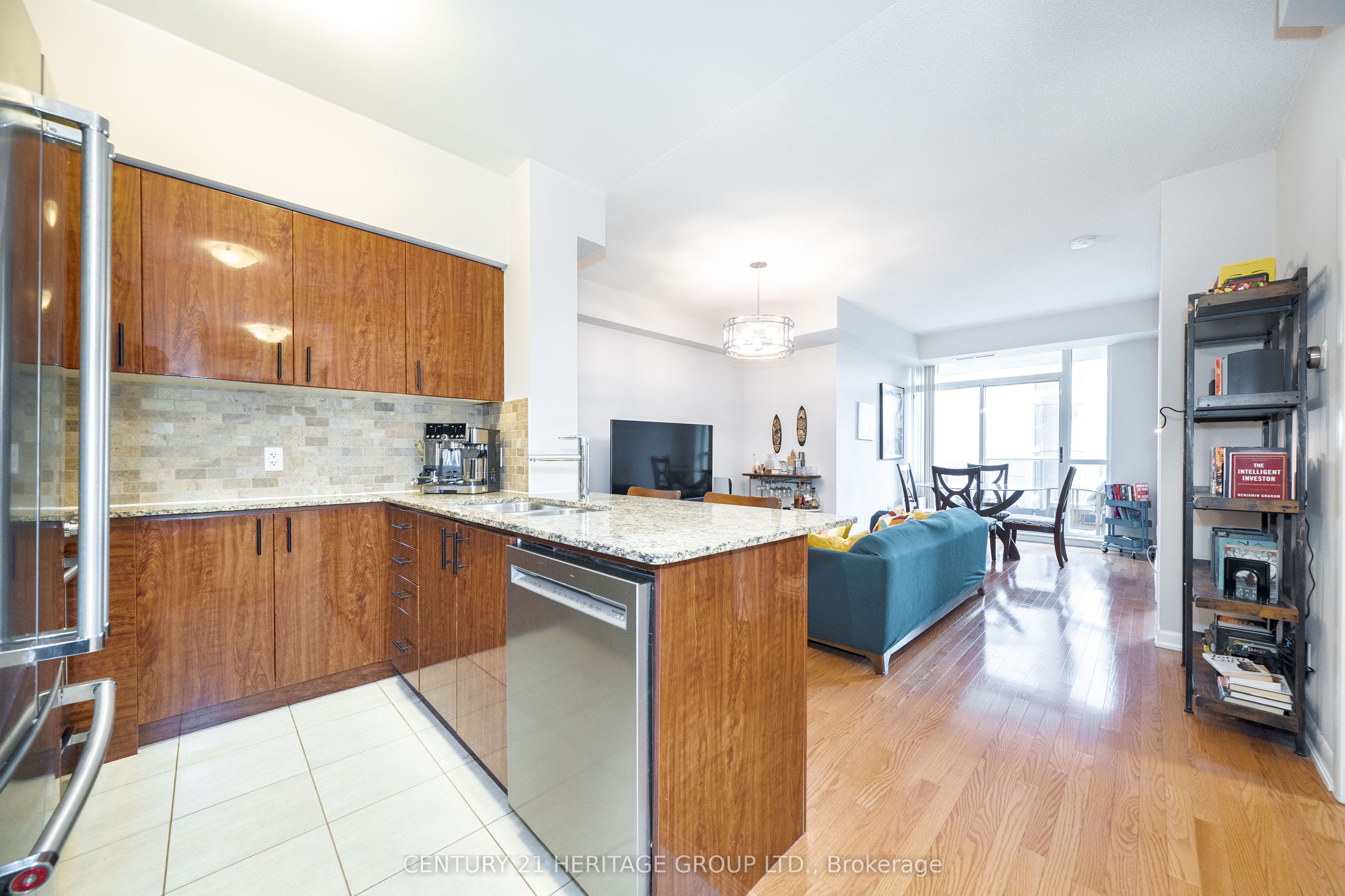 Additional image 2 of 306-5791 Yonge Street, Toronto, ON, M2M 0A8