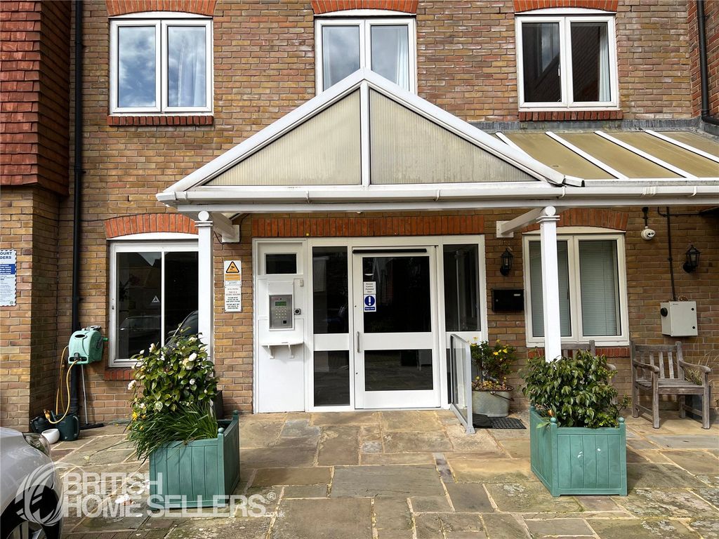 Additional image 2 of 2 bed flat for saleQueen Street, Arundel', West Sussex BN18