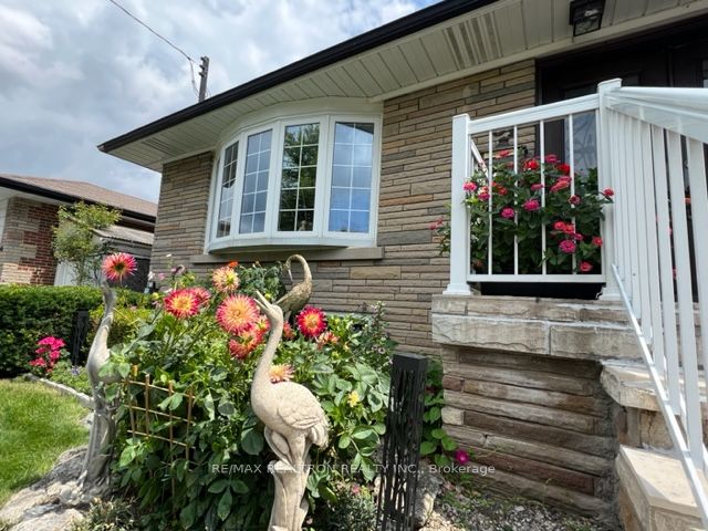 Additional image 3 of 51 Perivale Crescent, Toronto, ON, M1J 2C4