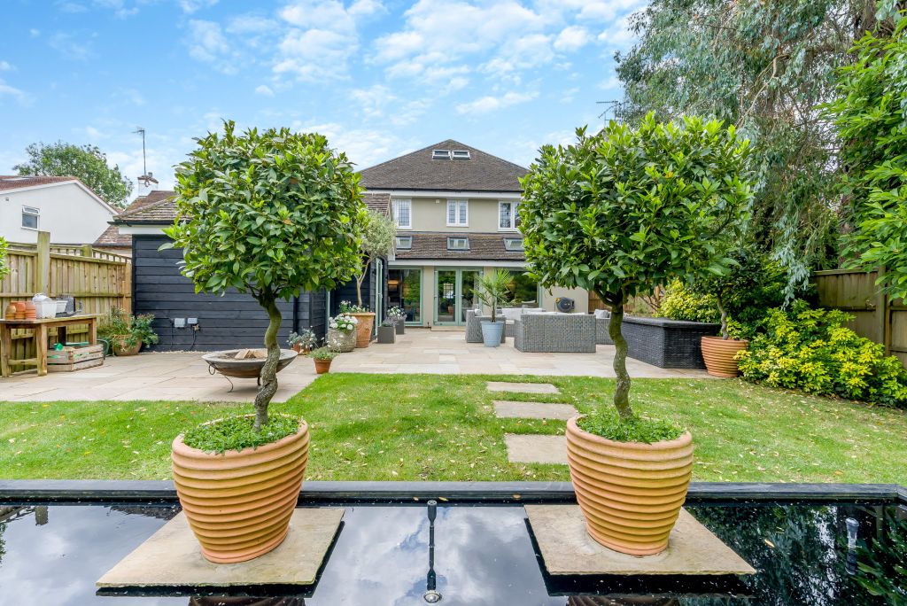 Additional image 2 of 5 bed detached house for saleWhite Lion Road, Amersham HP7