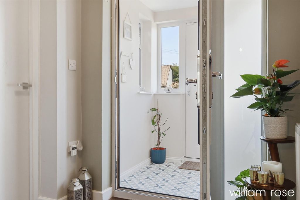 Additional image 16 of 4 bed semi-detached house for saleWestbury Lane, Buckhurst Hill IG9