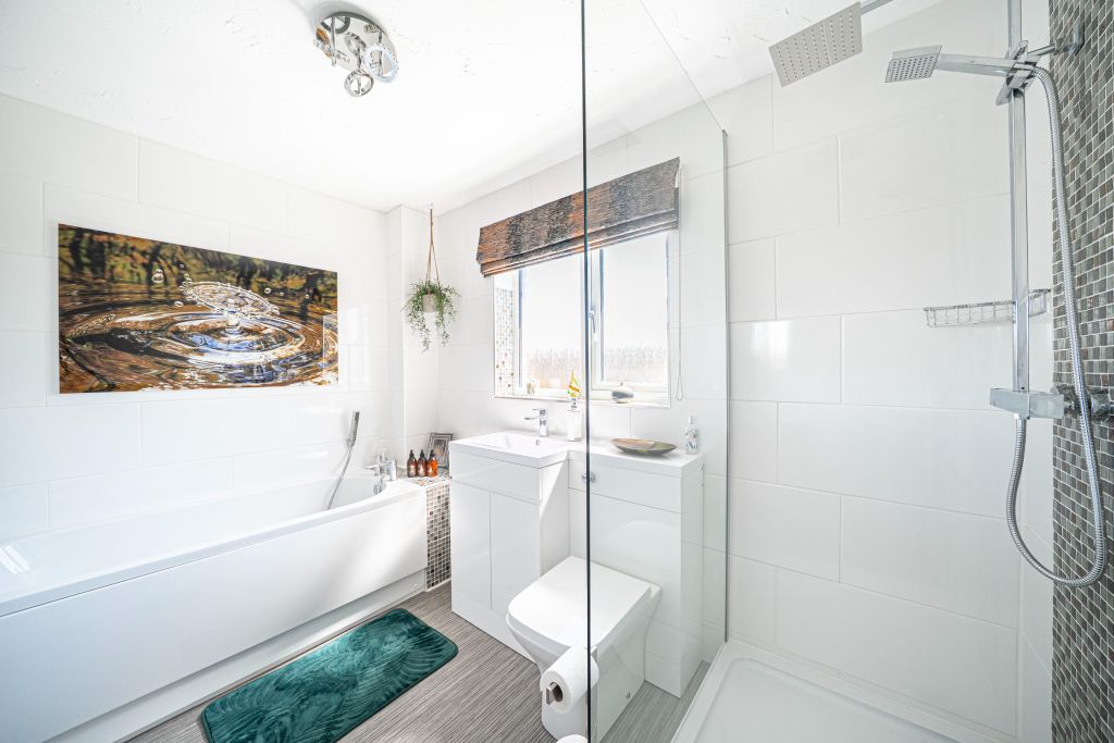 Additional image 19 of 4 bed detached house for saleJutland Crescent, Andover SP10