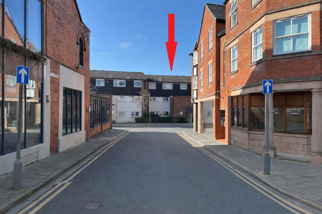 2 bed flat for saleMassey Street, Alderley Edge SK9