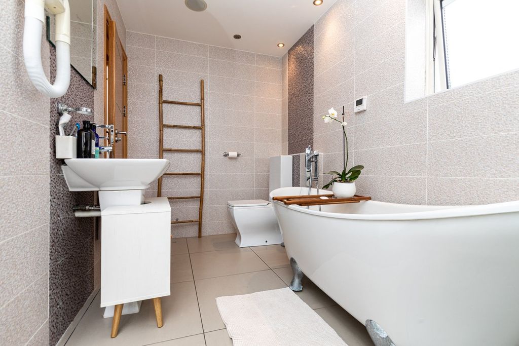 Additional image 22 of 2 bed bungalow for saleLa Grande Route Des Mielles, St. Ouen JE3