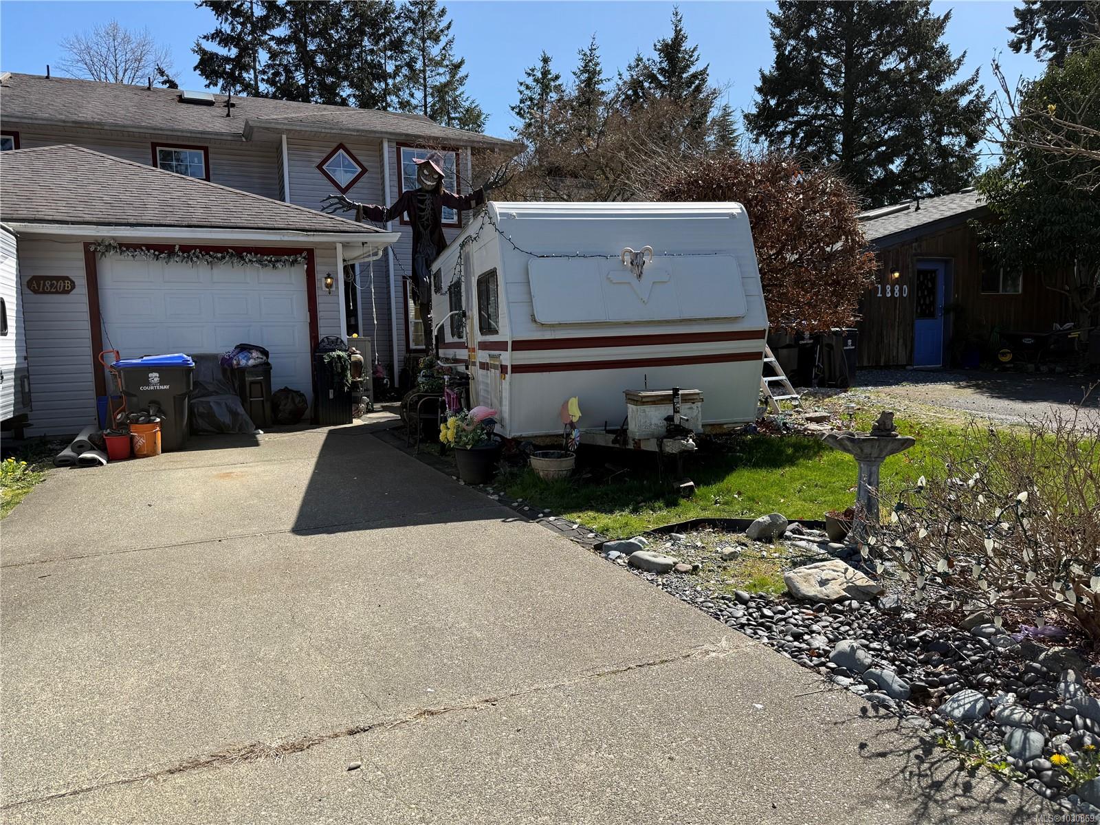 Additional image 2 of B-1820 1st Street, Courtenay, BC, V9N 6V5