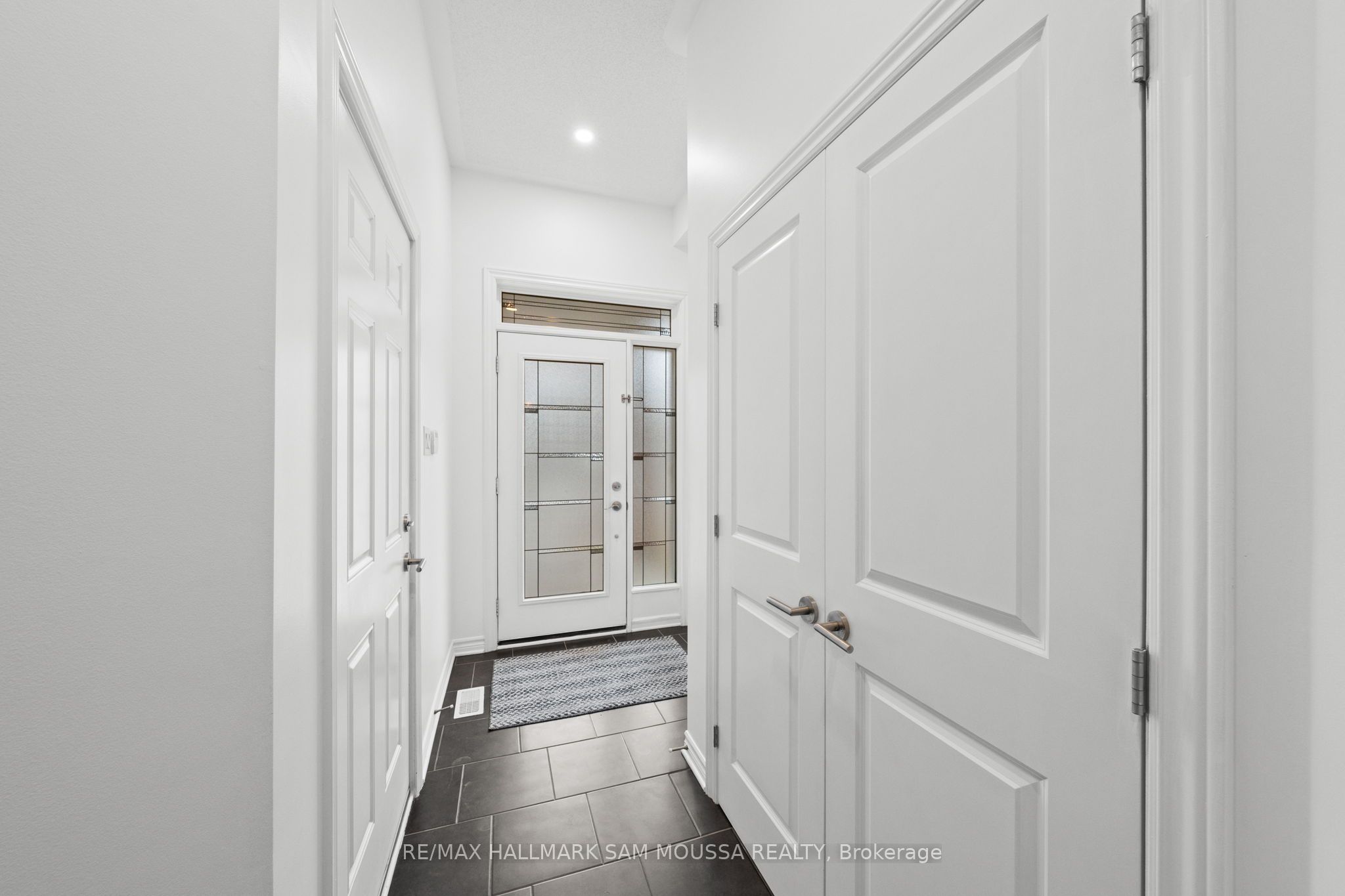 Additional image 5 of 185 Flat Sedge Crescent, Ottawa, ON, K1T 0G9