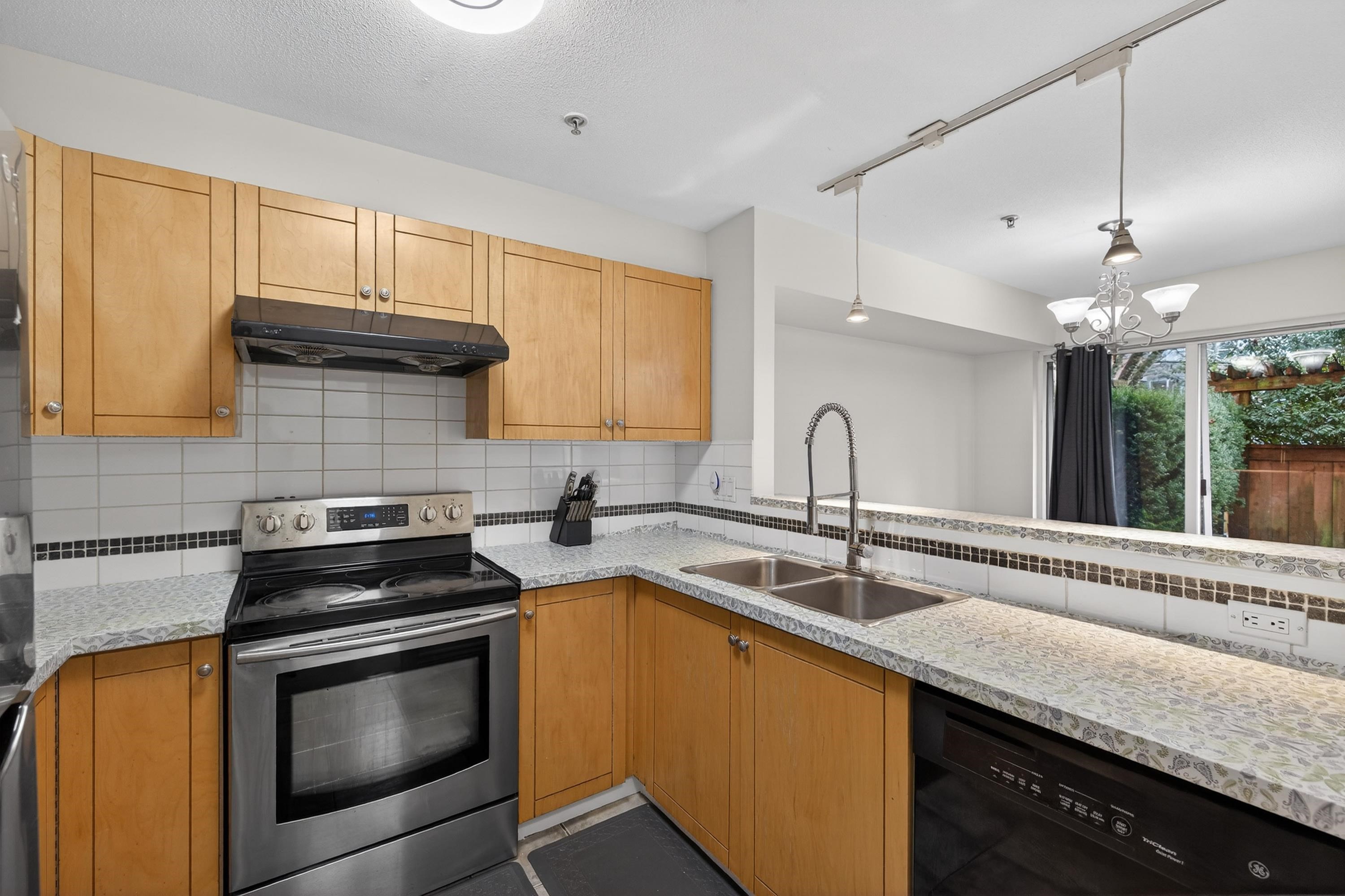 Additional image 4 of 18-7128 Stride Avenue, Burnaby, BC, V3N 1T5