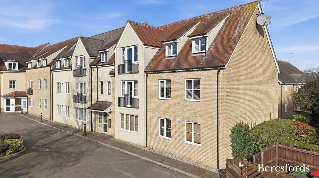 2 bed flat for saleChapel Street, Billericay CM12