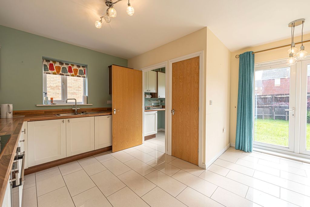Additional image 8 of 4 bed detached house for saleMeadowland Close, Caerphilly CF83