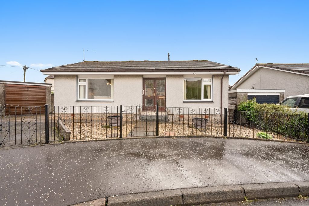 2 bed bungalow for saleCoblecrook Gardens, Alva FK12