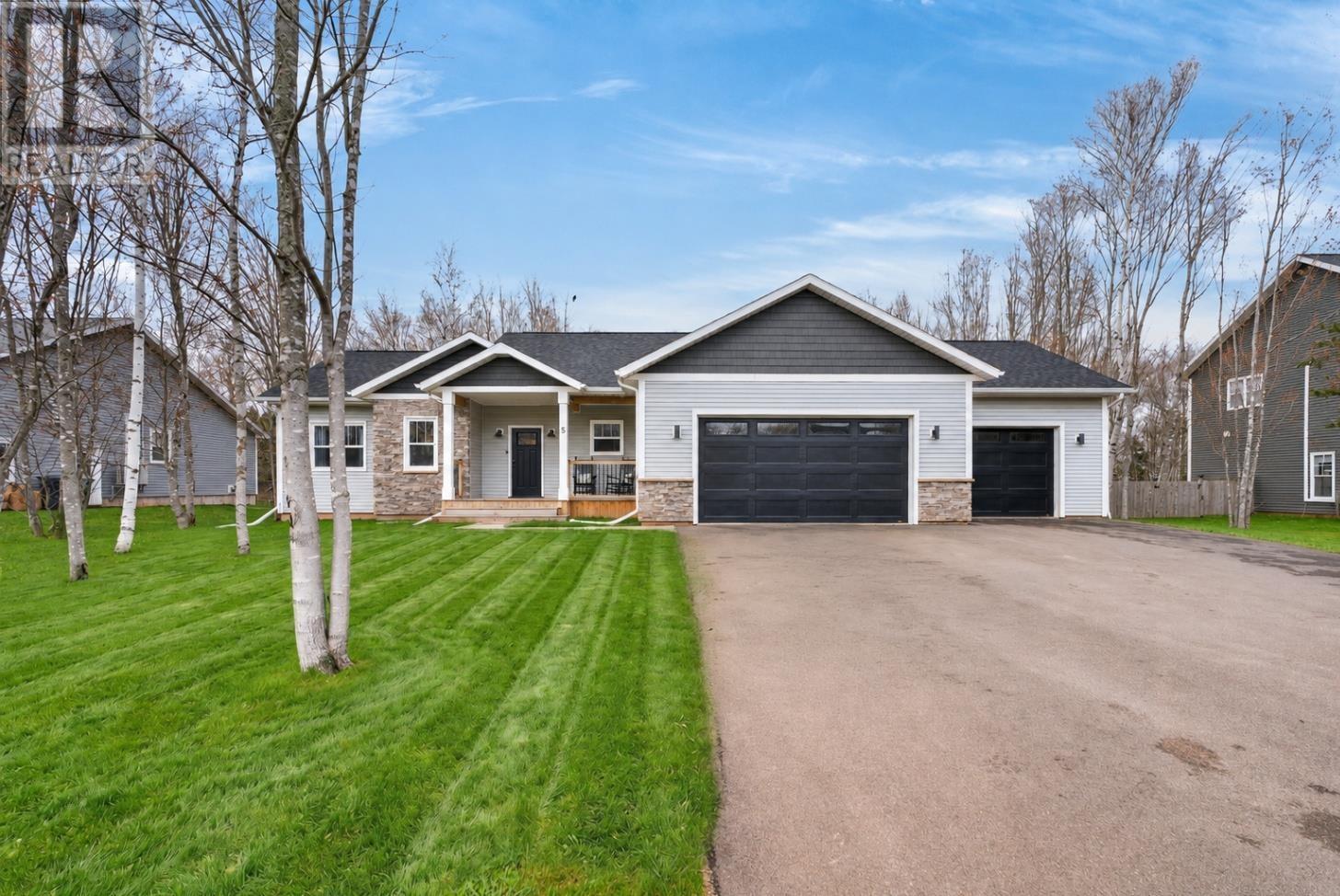 5 Heritage Drive