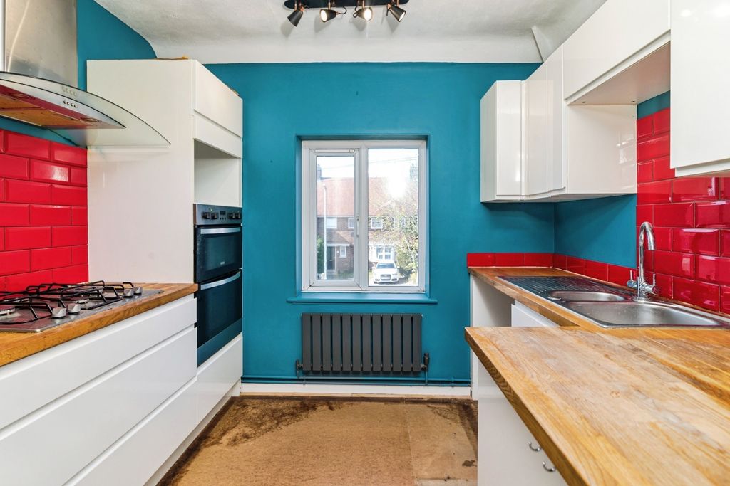 Additional image 2 of 1 bed flat for saleRigbourne Hill, Beccles, Suffolk NR34