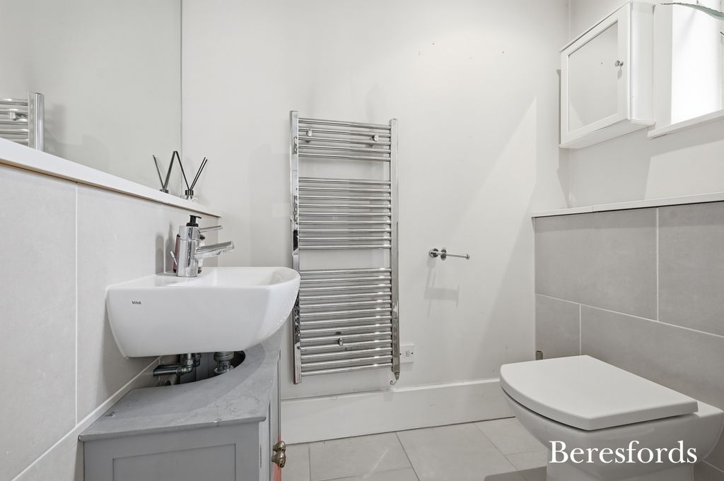 Additional image 14 of 3 bed flat for saleAcademy Square, Gidea Park RM2