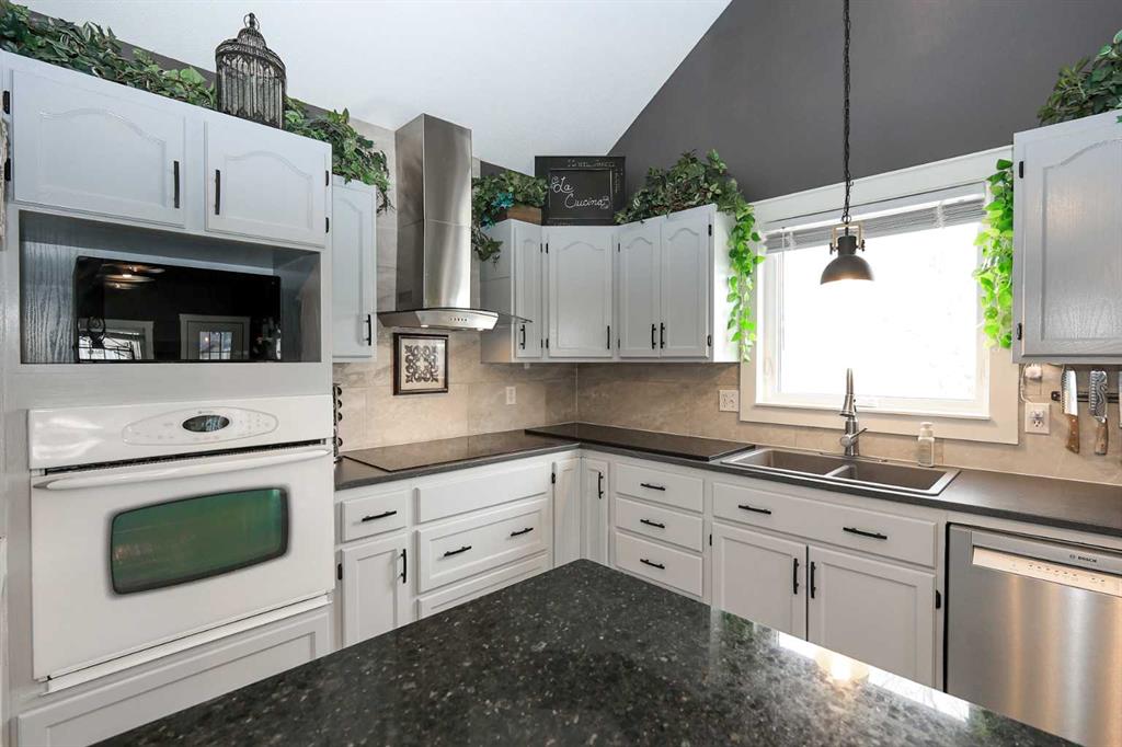 Additional image 6 of 25 Kee Close, Red Deer, AB, T4P 3M4