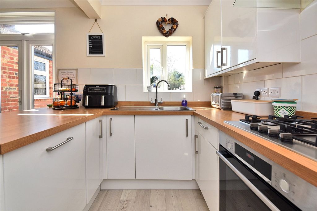 Additional image 4 of 3 bed semi-detached house for saleSalisbury Road, Banstead, Surrey SM7