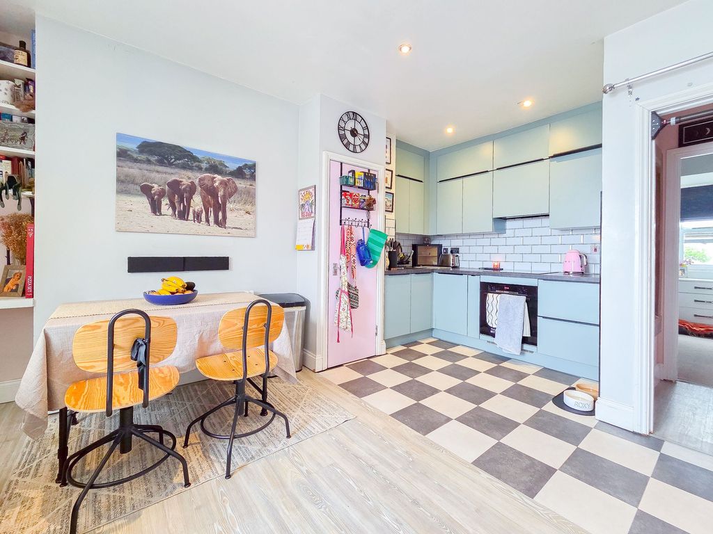 Additional image 9 of 2 bed flat for sale6 Silvertide, St Helier JE2