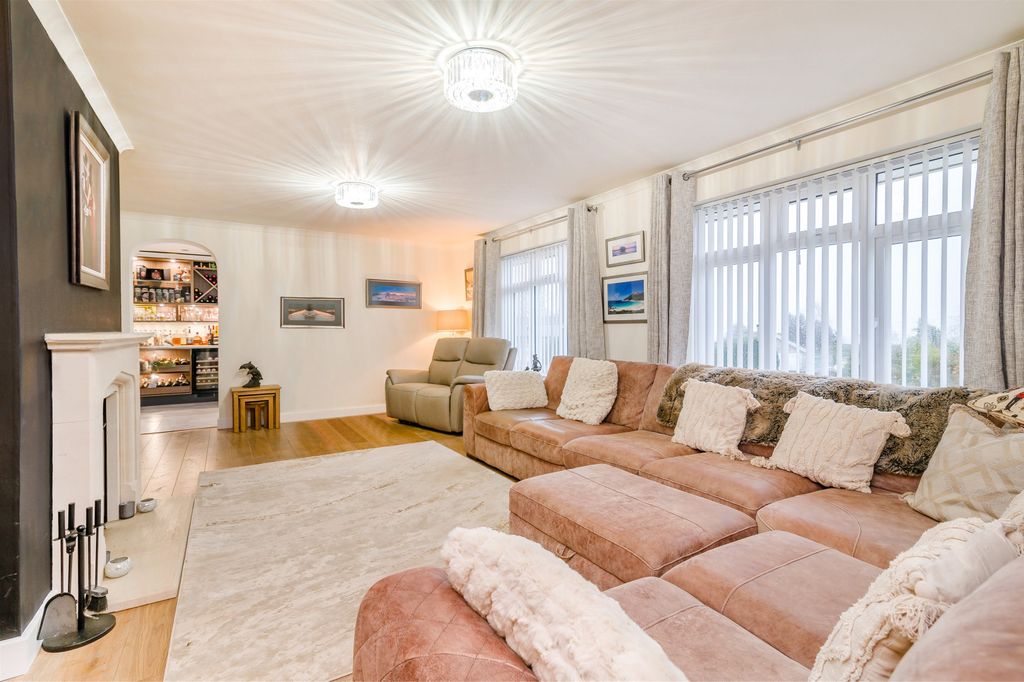 Additional image 3 of 5 bed detached house for salePentwyn Park, Penallt, Monmouth, Monmouthshire NP25