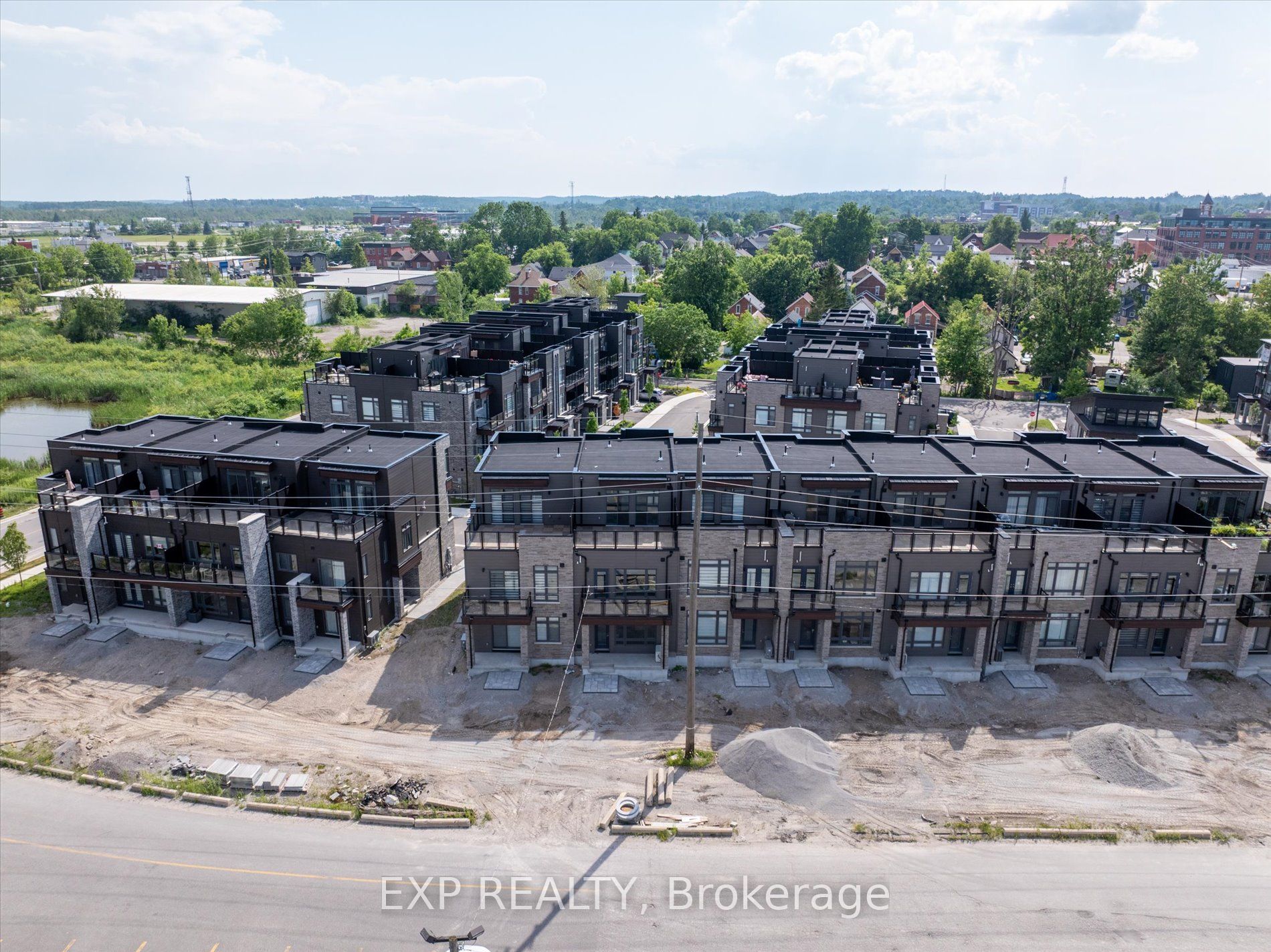 Additional image 3 of 48 Wyn Wood Lane, Orillia, ON, L3V 8P7