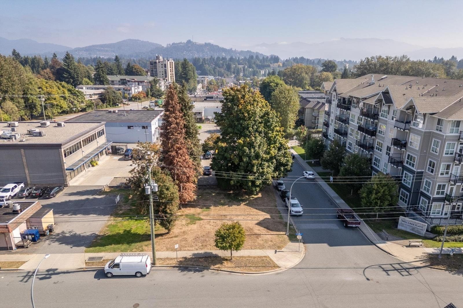 Additional image 8 of 2604 Bourquin Crescent East, Abbotsford, BC, V2S1Y7