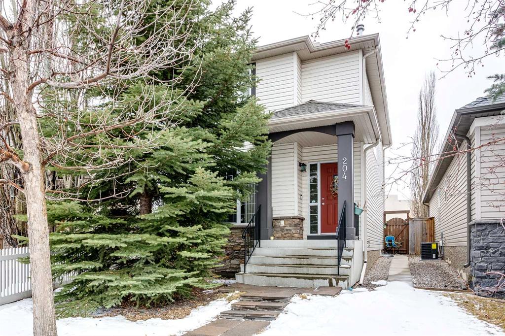 Additional image 2 of 204 Eversyde Circle SW, Calgary, AB, T2Y4T4